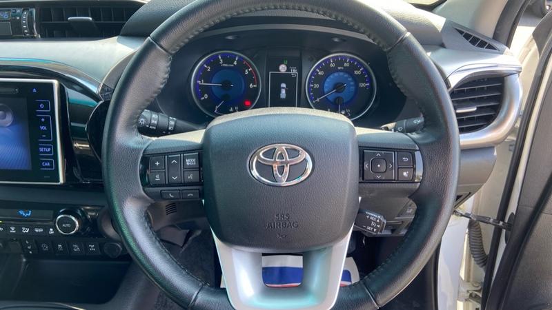 Used Toyota Hilux 2018 for sale - 76545326: Photo 9