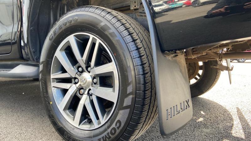 Used Toyota Hilux 2019 for sale - 76692958: Photo 42
