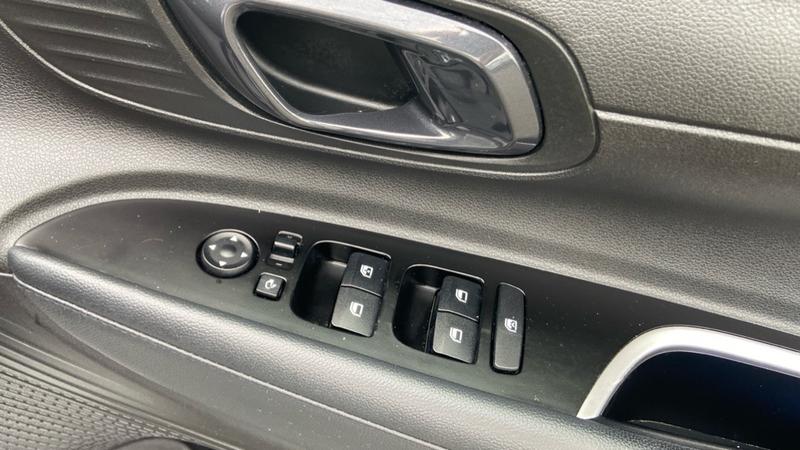 Used Hyundai i20 2022 for sale - 77323577: Photo 30