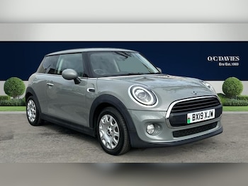 Used MINI One 2019 for sale - 76218840: Photo