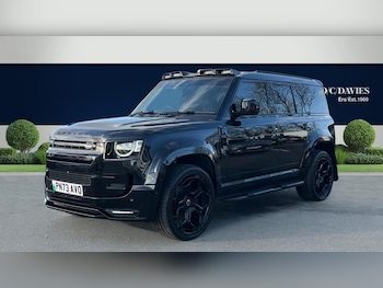 Used Land Rover Defender 110 2023 for sale - 77653676: Photo