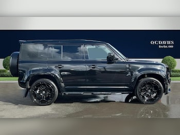 Used Land Rover Defender 110 2023 for sale - 78287007: Photo