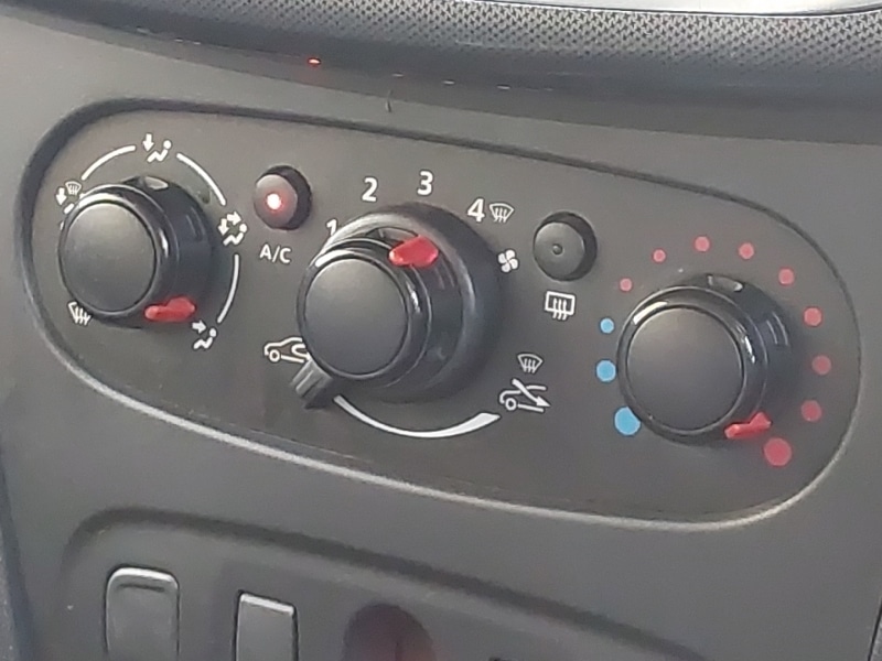 Used Dacia Sandero Stepway 2016 for sale - 76737305: Photo 17