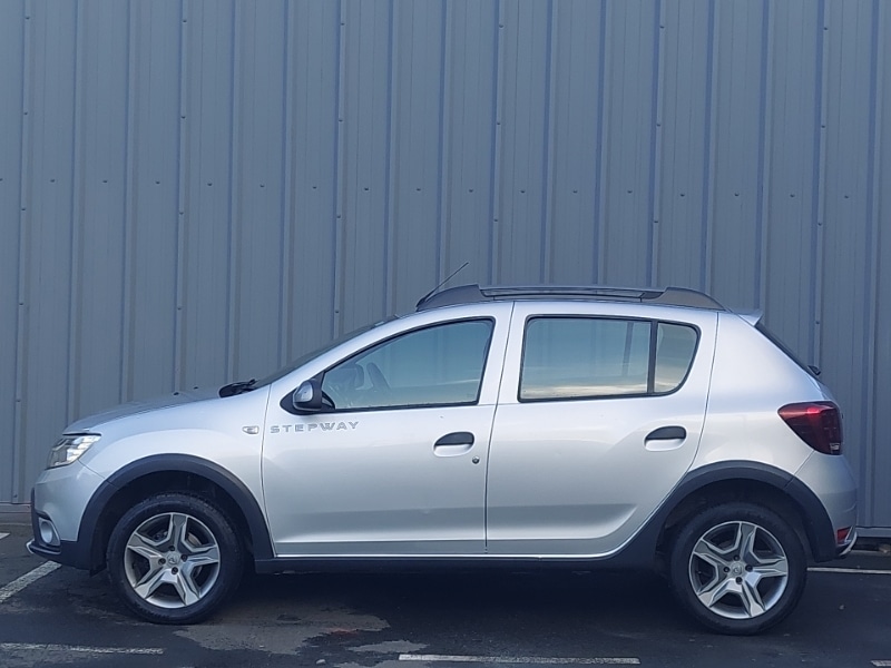 Used Dacia Sandero Stepway 2016 for sale - 76737305: Photo 4