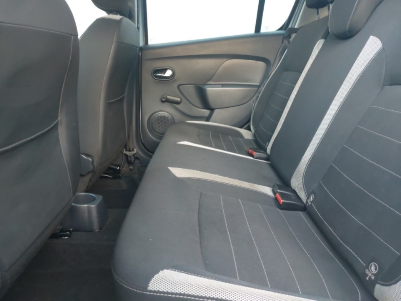 Used Dacia Sandero Stepway 2016 for sale - 76737305: Photo 6