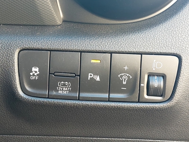 Used Hyundai KONA 2023 for sale - 76343733: Photo 12