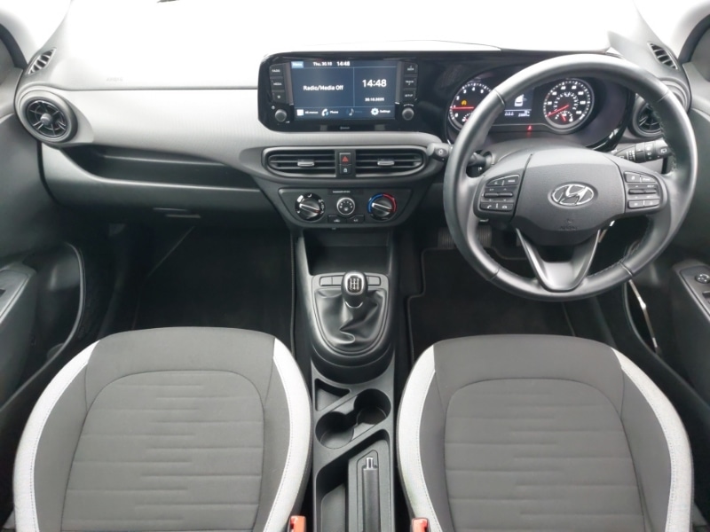 Used Hyundai i10 2021 for sale - 76420844: Photo 2