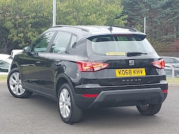 Used SEAT Arona 2018 for sale - 75900411: Photo