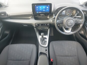 Used Mazda Mazda2 HYBRID 2024 for sale - 76492916: Photo