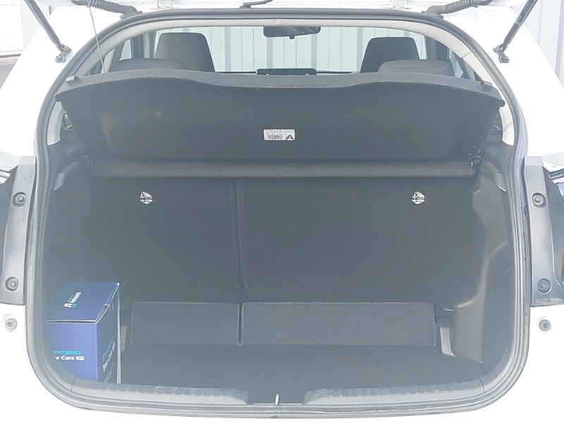 Used Mazda Mazda2 HYBRID 2024 for sale - 76492916: Photo 8