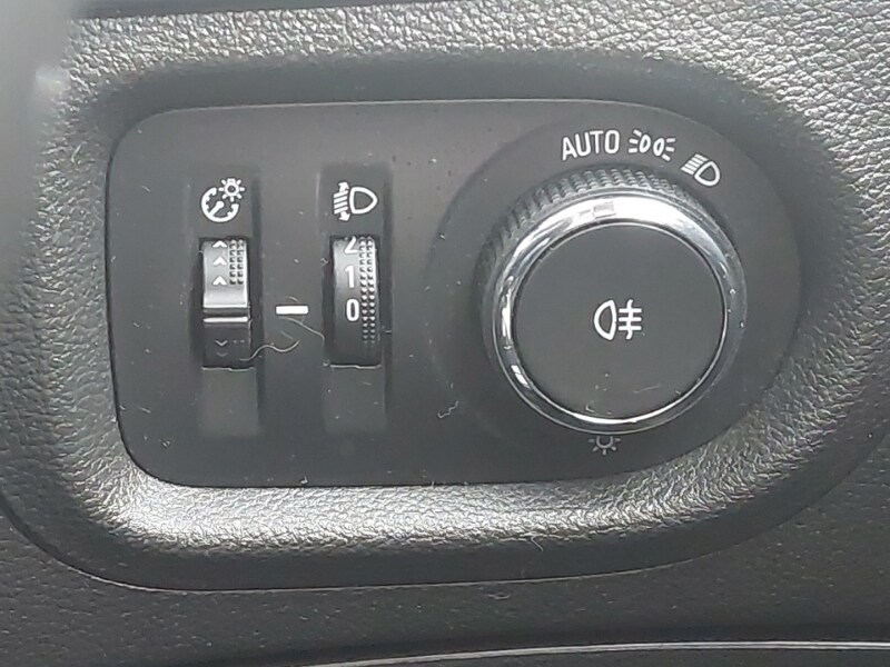 Used Vauxhall Astra 2018 for sale - 77325243: Photo 14