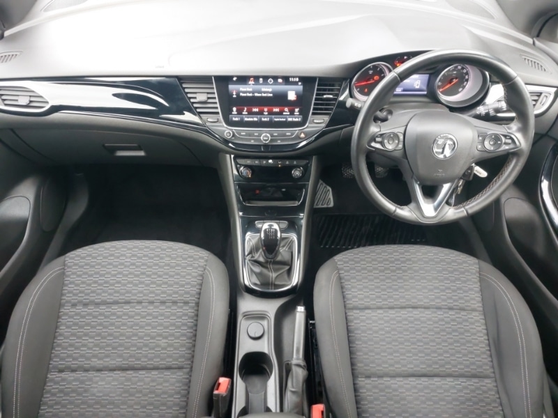 Used Vauxhall Astra 2018 for sale - 77325243: Photo 2