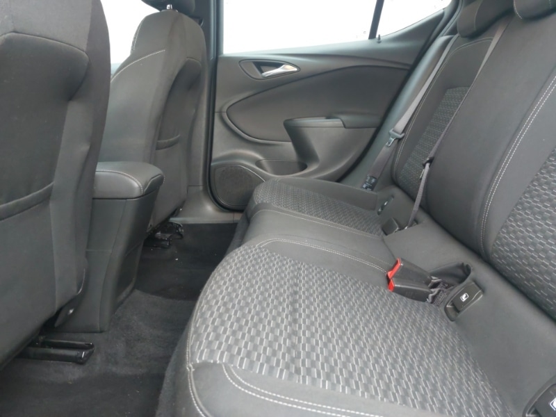 Used Vauxhall Astra 2018 for sale - 77325243: Photo 6