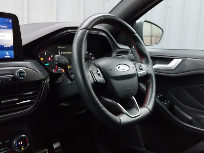 Used Ford Focus 2019 for sale - 76771520: Photo 11