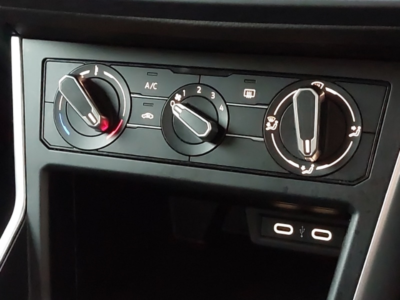 Used Volkswagen Polo 2023 for sale - 76897841: Photo 15