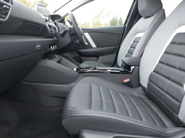 Used Citroen C4 2025 for sale - 76217860: Photo 5