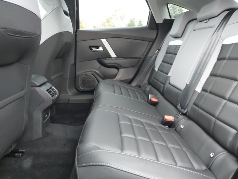 Used Citroen C4 2025 for sale - 76217860: Photo 6