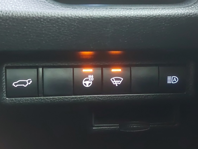 Used Toyota RAV4 2021 for sale - 76964220: Photo 12