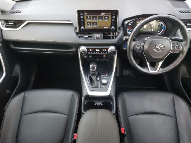 Used Toyota RAV4 2021 for sale - 76964220: Photo 2