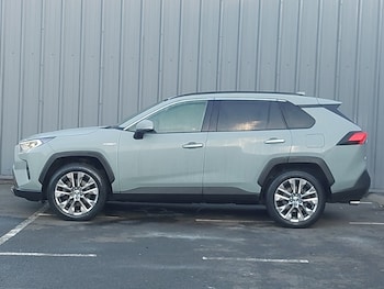 Used Toyota RAV4 2021 for sale - 76964220: Photo