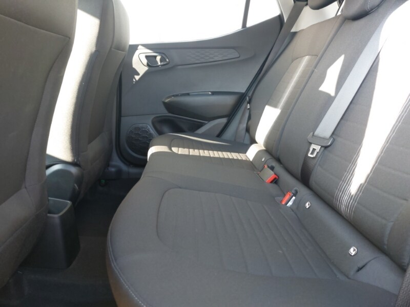 Used Hyundai i10 2022 for sale - 77816102: Photo 6