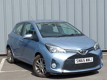 Used Toyota Yaris 2015 for sale - 78203462: Photo