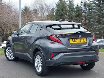 Used Toyota C-HR 2022 for sale - 77652041: Photo