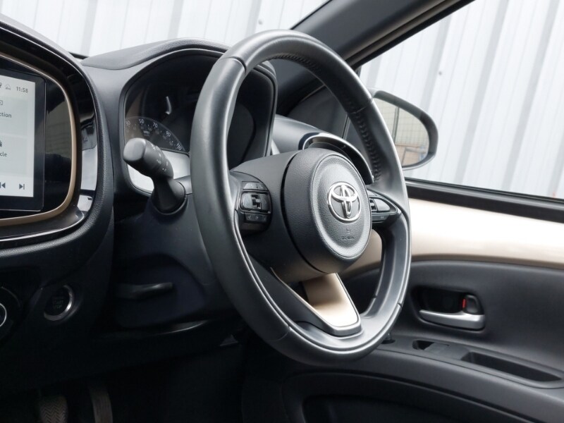 Used Toyota Aygo X 2023 for sale - 77816075: Photo 11