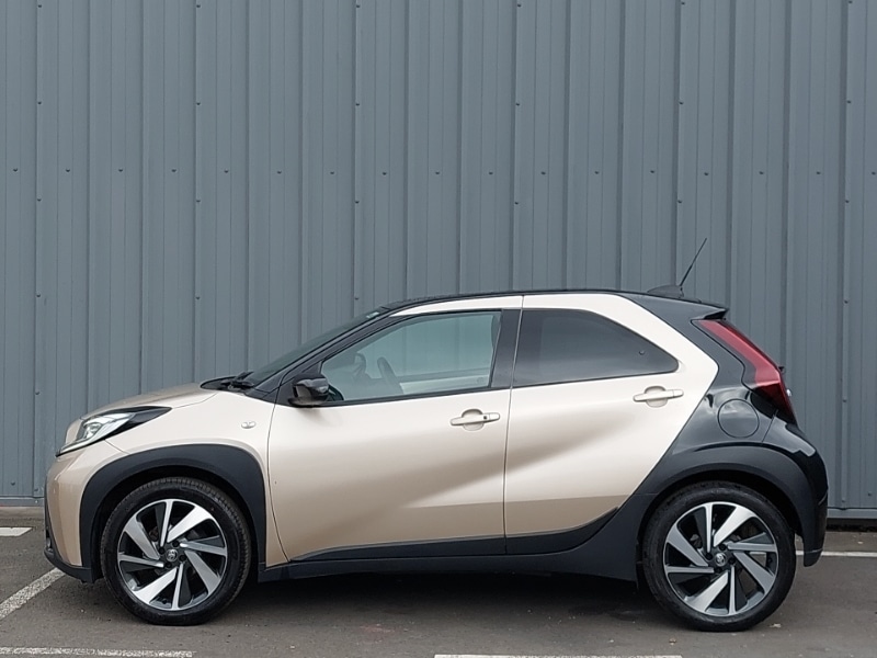 Used Toyota Aygo X 2023 for sale - 77816075: Photo 4