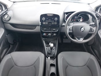 Used Renault Clio 2019 for sale - 75934068: Photo