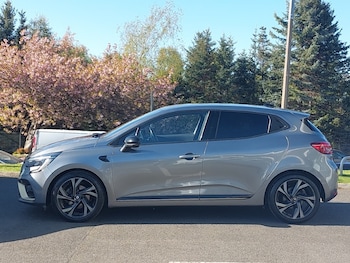 Used Renault Clio 2023 for sale - 78610412: Photo