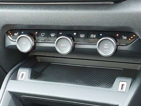 Used Citroen C4 2025 for sale - 76221138: Photo 17