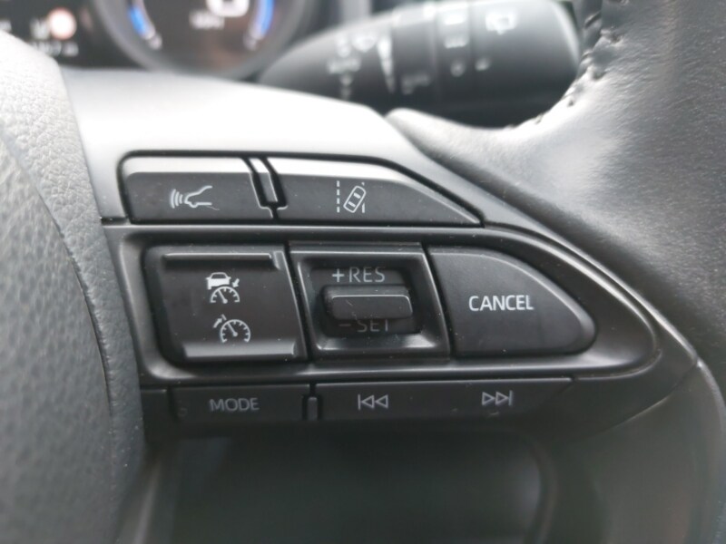 Used Toyota Yaris Cross 2023 for sale - 77606194: Photo 12