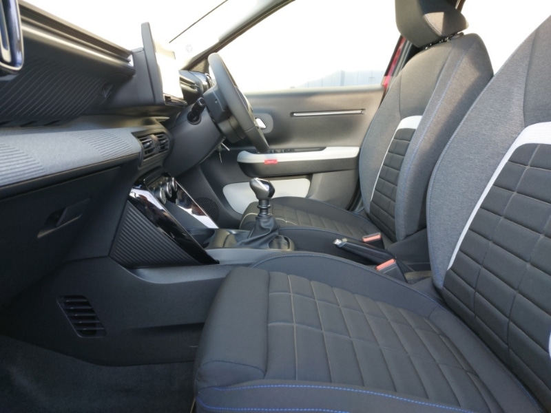 Used Citroen C3 2025 for sale - 76860761: Photo 5