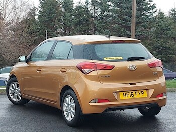 Used Hyundai i20 2016 for sale - 77852558: Photo
