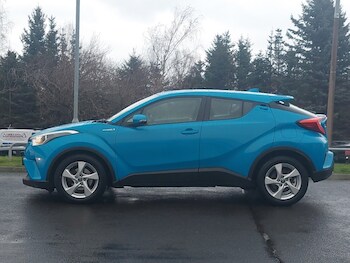 Used Toyota C-HR 2019 for sale - 77491796: Photo