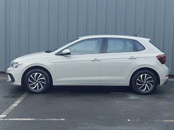 Used Volkswagen Polo 2023 for sale - 76492913: Photo