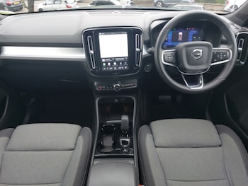 Used Volvo XC40 2023 for sale - 79407120: Photo