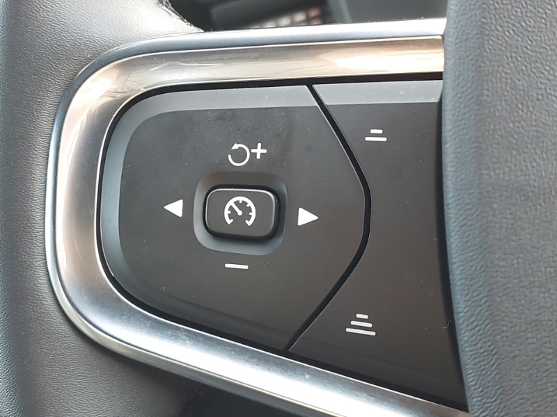 Used Volvo XC40 2024 for sale - 76451247: Photo 13