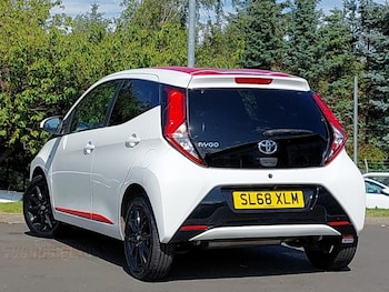 Used Toyota AYGO 2018 for sale - 79481124: Photo