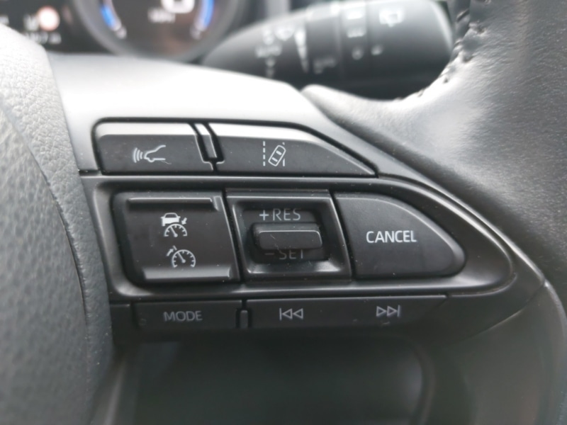 Used Toyota Yaris Cross 2023 for sale - 77645014: Photo 12