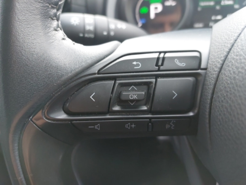 Used Toyota Yaris Cross 2023 for sale - 77645014: Photo 13