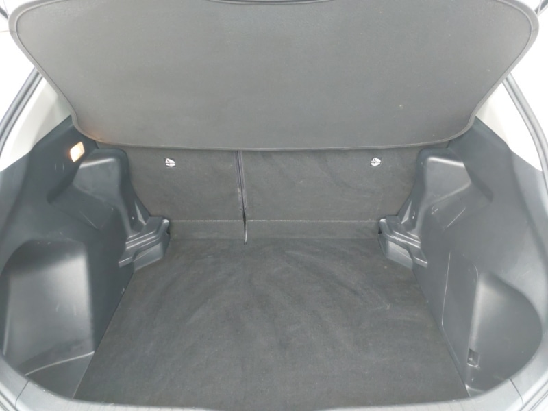 Used Toyota Yaris Cross 2023 for sale - 77645014: Photo 8