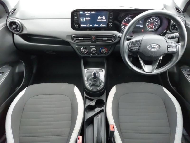 Used Hyundai i10 2021 for sale - 77433033: Photo 2