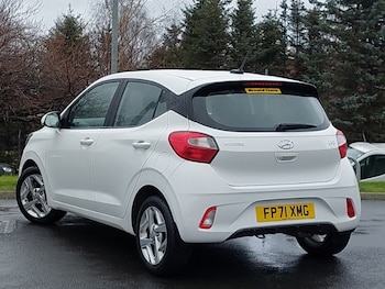 Used Hyundai i10 2021 for sale - 77433033: Photo