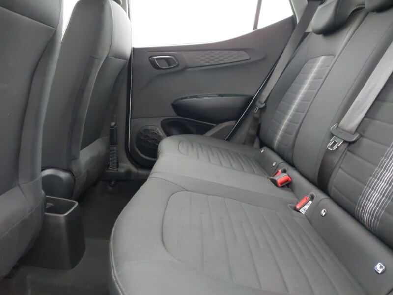 Used Hyundai i10 2021 for sale - 77433033: Photo 6