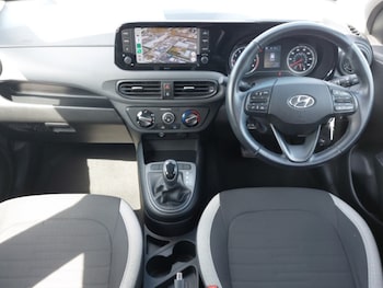 Used Hyundai i10 2022 for sale - 75562388: Photo