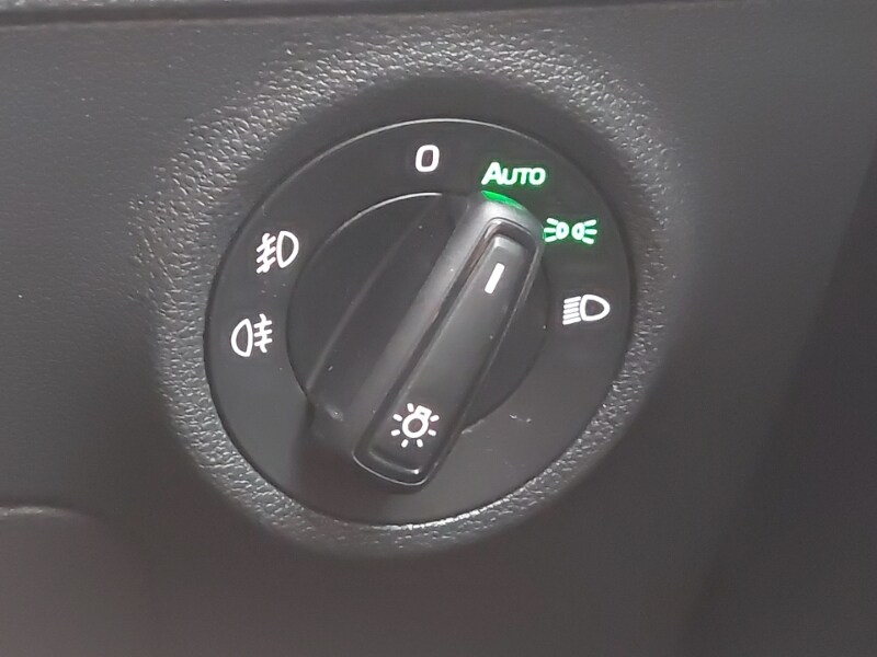 Used Skoda Karoq 2018 for sale - 77183919: Photo 15