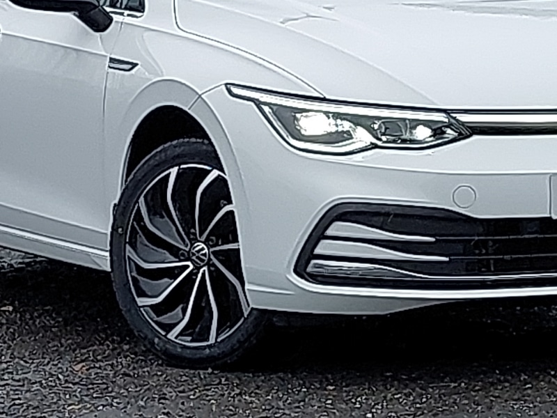 Used Volkswagen Golf 2023 for sale - 76459749: Photo 9