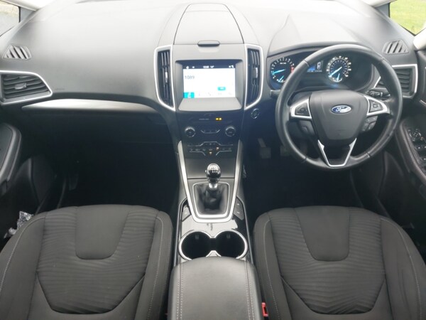Used Ford S-Max 2017 for sale - 76166150: Photo 2